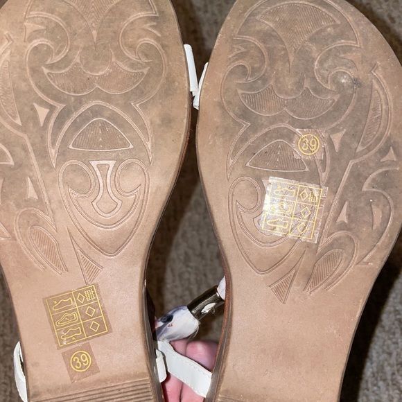 Sandals - Picture 5 of 5